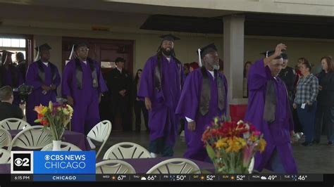 Stateville Prison Inmates Receive Diplomas From Northwestern University