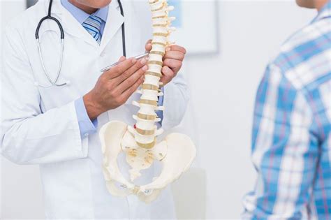 5 Signs You Should See An Orthopedic Spine Specialist Comprehensive
