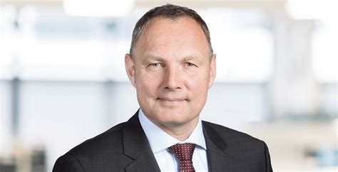 Enjoy a range of financial products and services with hsbc personal and online banking. CFO-News: Amedes, Frostkrone, HSBC Deutschland - FINANCE ...