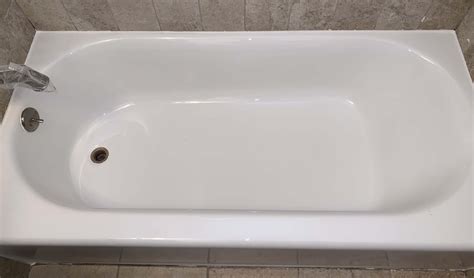 Bathtub refinishing services in chicago, il. Bathtub Refinishing & Tile Reglazing | Cutting Edge ...