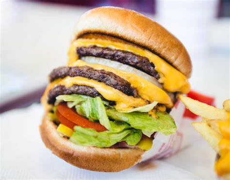 In N Out Burger 77 Photos And 114 Reviews Fast Food 4550 Delta