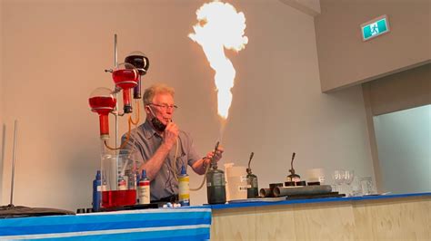 Science Show Celebrates Life Of Kamloops Teacher Who Made Subject Fun