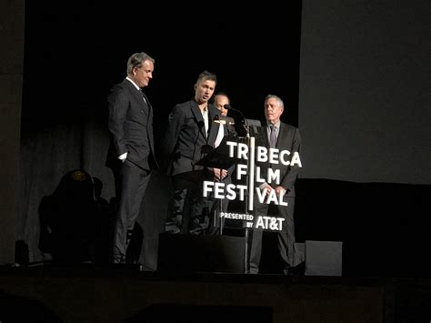 Tribeca Film Festival 2017 Opening Night Boosted By Aretha Franklin Barry Manilow And Clive Davis