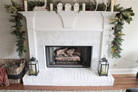 30 Herringbone Marble Tile Fireplace Decoomo
