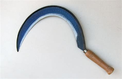 Help How To Make A Hand Scythesickle Prop With Limited Tools And