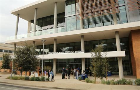 Uc Riverside Opens Largest Research Facility On Campus With Mrb