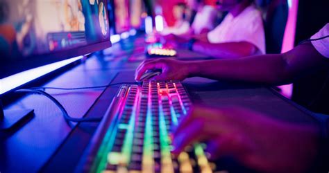 Online Gaming Enhances College Students Career Prospects