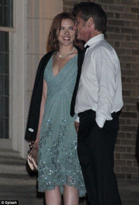 Scarlett Johansson And Sean Penn Hold Hands At White House