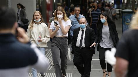 Few people wore face masks in springfield, health officials said. Covid Victoria: Melbourne office returns to go ahead as mask rules eased