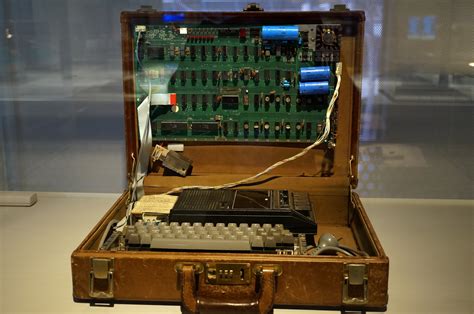 Apple I O Primeiro Computador Da Empresa Da Maçã Foi Lançado Há 45