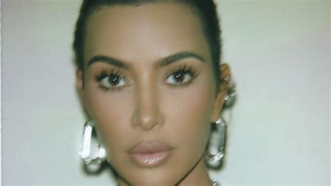 kim kardashian shocks fans with dramatic new look for skims ad as star shares rare behind the