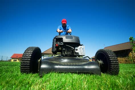 5 Spring Lawn Care Tips Howstuffworks