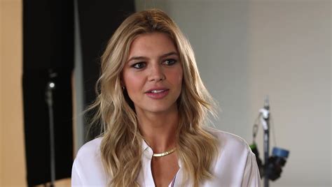 Who Is Kelly Rohrbach Dating Now Past Relationships Current
