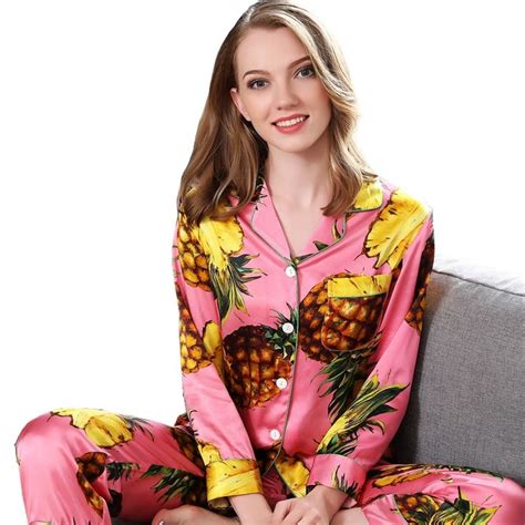 19 Momme Designer Printed Hot Pink Silk Pajama Set Silk Pajamas Women Pink Silk Pajamas