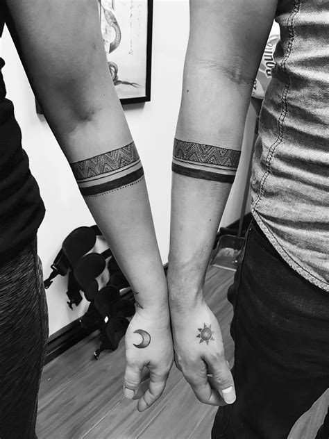 couples-armband-tattoo-band-tattoo,-arm-band-tattoo,-forearm-band-tattoos