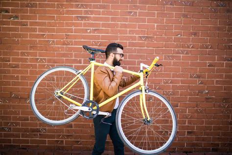 Want to find out more about this wonderful world of tandems? Why you should consider getting a fixie bicycle | ActionHub