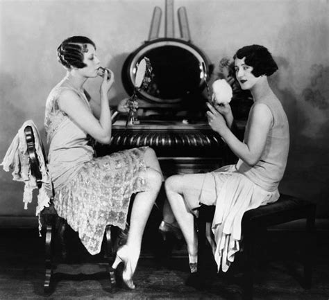 Потрясающая женская мода 1920 х годов в фотографиях того времени