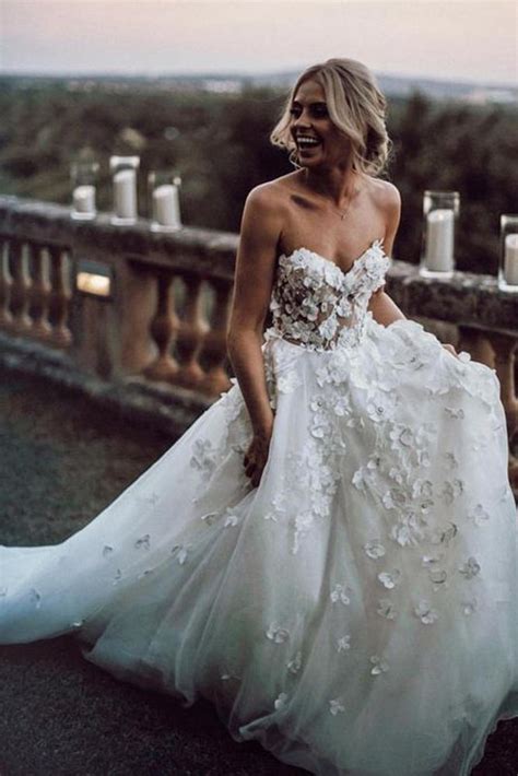 Buy Gorgeous Ball Gown Sweetheart White Tulle Strapless Lace Wedding