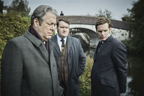 Endeavour Season 7 Finale Tension Explodes Between Morse And Thursday