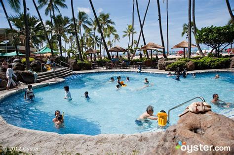 Super Pool At The Hilton Hawaiian Village Honolulu Oahu Waikiki Beach Oahu Hawaii Hilton