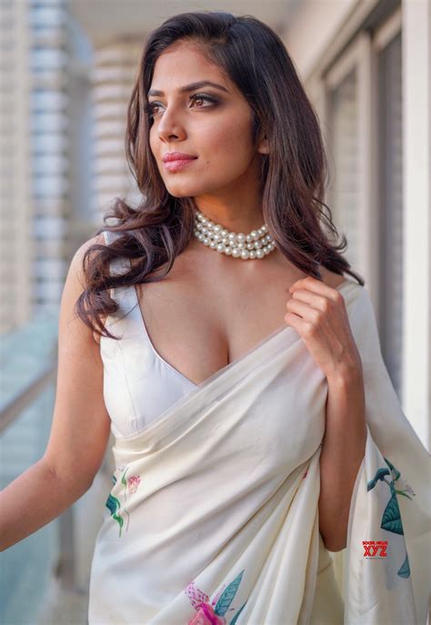 Actress Malavika Mohanan Hot Hd Stills From A Recent Event Social