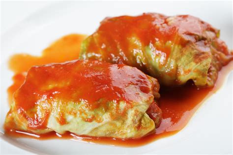 How To Freeze Stuffed Cabbage Rolls Leaftv Recipes Cabbage Recipes