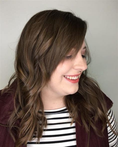 Side Swept Bangs Ideas That Are Hot In