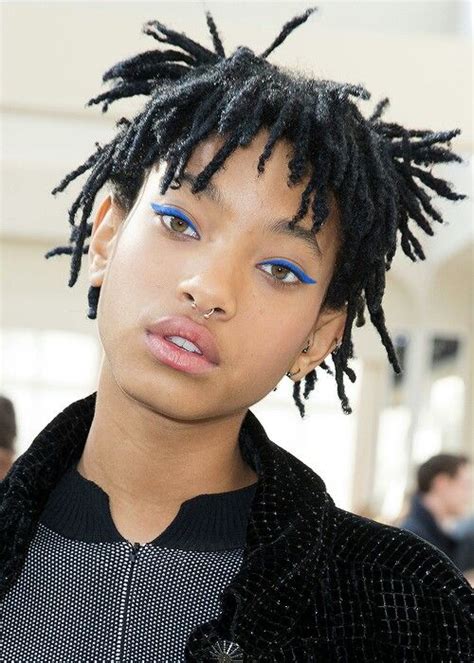 Willow smith 's early success with her hit single whip my hair caused friction between her and dad will smith. Pin by Medina Jones on Knotty Girls | Khloe hair, Willow ...