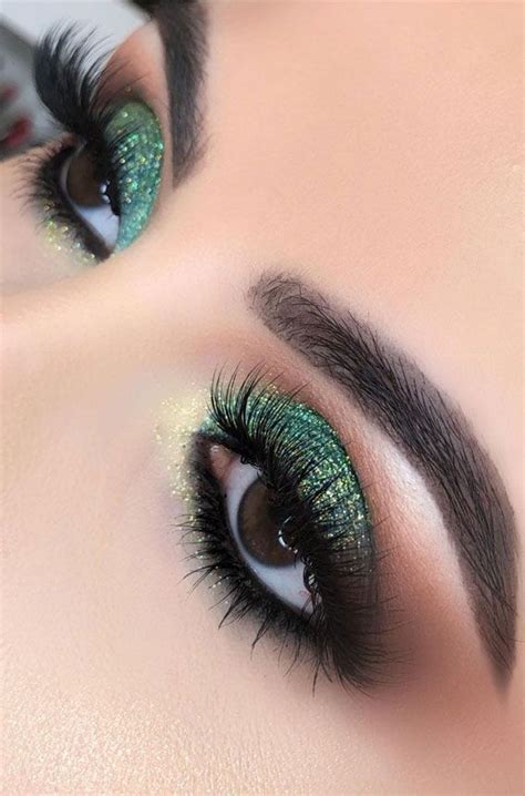 Gorgeous Eyeshadow Looks The Best Eye Makeup Trends Green Glitter