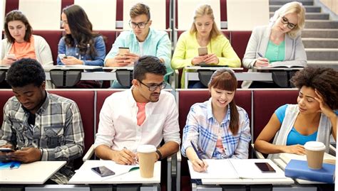 Three Ways To Use Microlearning In Higher Education Classrooms