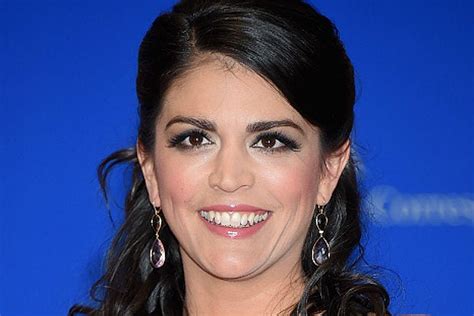 Snls Cecily Strong Talks Season Finale Her One Issue With Weekend