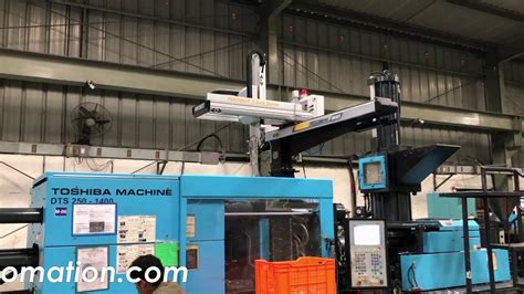 Injection Moulding Machine Unloading Robot Youtube