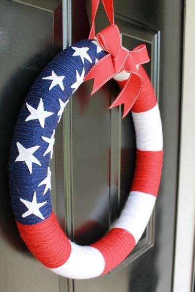 Patriotic Yarn Wreath Diy Independence Patriotic Crafts Patriotic