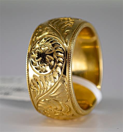 Hand Engraved 18 Karat Gold Ring At 1stdibs