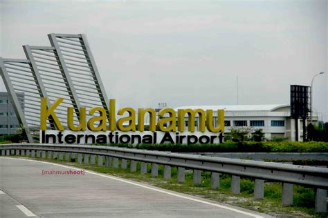 It is located in deli serdang regency kualanamu international airport is plotted to be a regional hub as south korea's incheon international airport brother airport, so on june 25. Transportasi ke Danau Toba - arbitrary