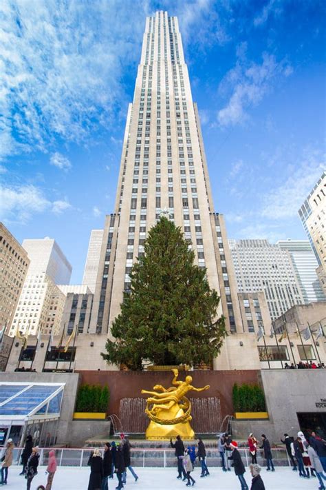 Atlas Statue In Rockefeller Center Manhattan Ny Usa Editorial Photo