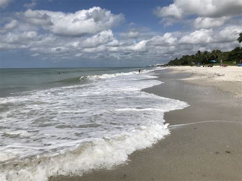 Naples Beaches Offer Residents Free Parking