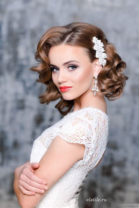 23 Glamorous Bridal Hairstyles With Flowers Pretty Designs