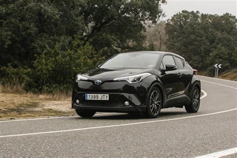Toyota C Hr Advance Prueba A Fondo Del Nuevo Suv Híbrido Autocasión
