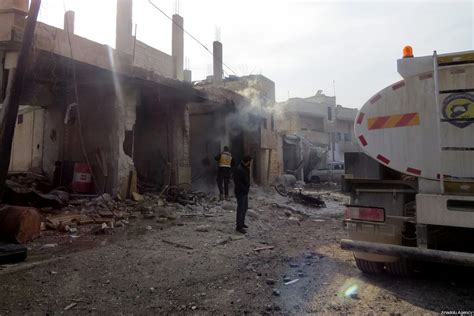 Assad Regime Airstrikes Kill 9 In Syrias Idlib Middle East Monitor
