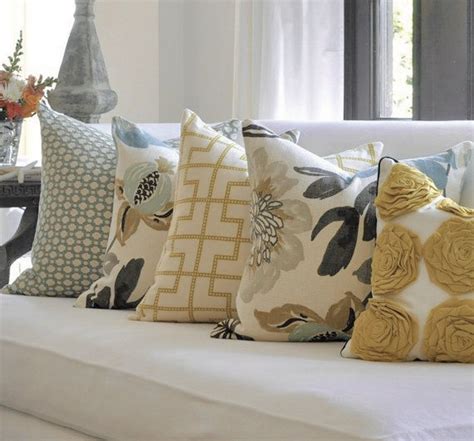 5 Stunning Interior Design Ideas For Living Room Living Room Pillows