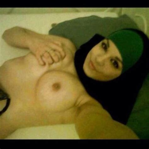 Hijab Arab With Big Tits And Sexy Face Ebsiba