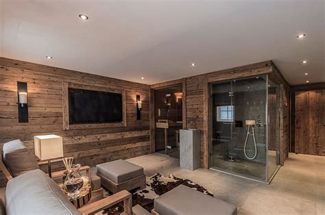 So what could be more desirable than feeling entirely comfortable at home? Wellnessbereich mit Sauna, Dampfbad und ...