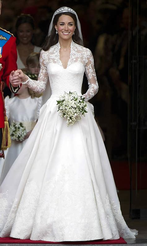 English designer sarah burton, creative director of the luxury fashion house alexander mcqueen, designed the bridal gown worn by catherine middleton at her wedding to prince william on 29 april 2011. 15 Best Kate Middleton Dresses of All Time ...