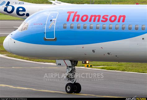 G Byaw Thomsonthomsonfly Boeing 757 200 At Birmingham Photo Id