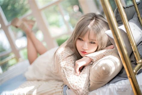 1421742 4k Asian Bed Bokeh Brown Haired Lying Down Hands Dress