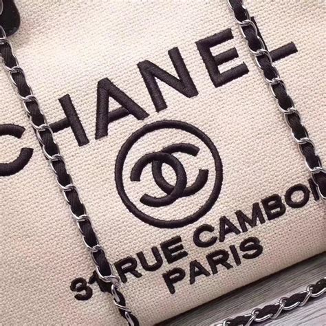 Chanel Beach Totes Ch020 White Top Replica Bags