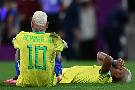¿hubo Reclamos Neymar Filtra Chats Con Sus Compañeros De Brasil