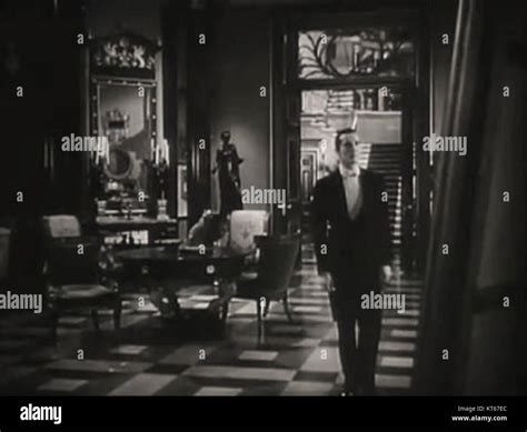 The Picture Of Dorian Gray 1945 Trailer 8 Stock Photo Alamy