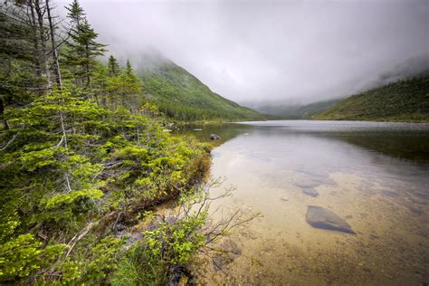 10 Classic Canadian Hiking Trails